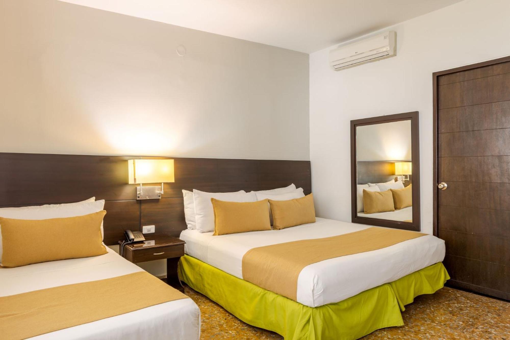 Hotel Manantial 멜가르 외부 사진